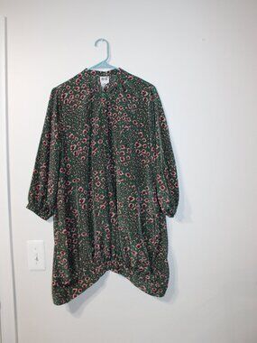 Women's Nu Long-Sleeved Tunic Dress in Colorful Green, Pink and Black Leopard